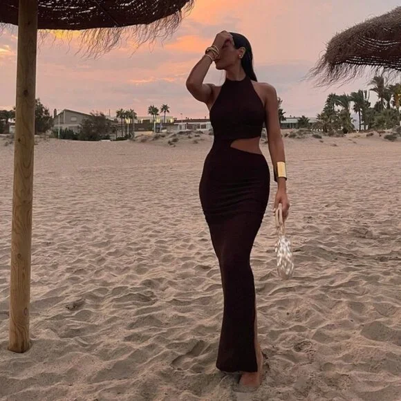 ZARA TEXTURED CUT OUT DRESS - Picture 2 of 11